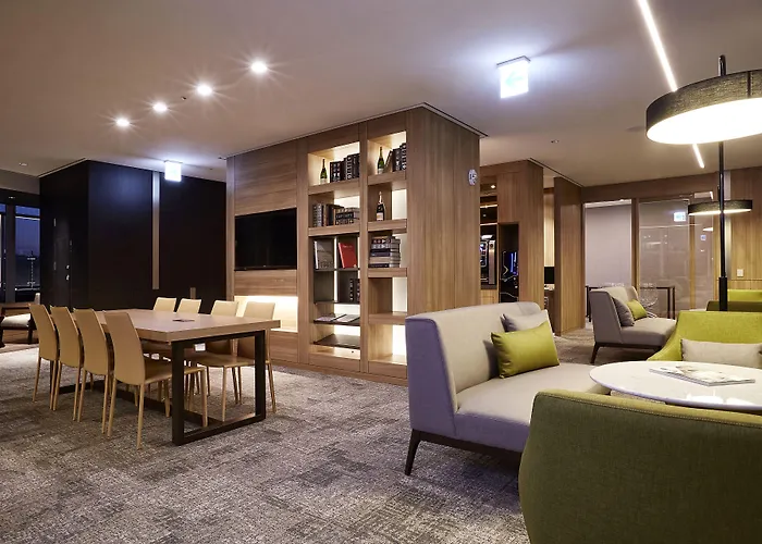 Nine Tree By Parnas Myeongdong 2 ホテル 4*